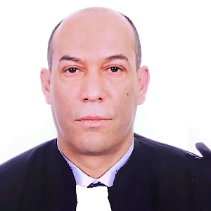 الأستاذ بن قرين بومدين
